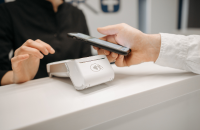 How to Safely Use Mobile Payment Apps and Digital Wallets